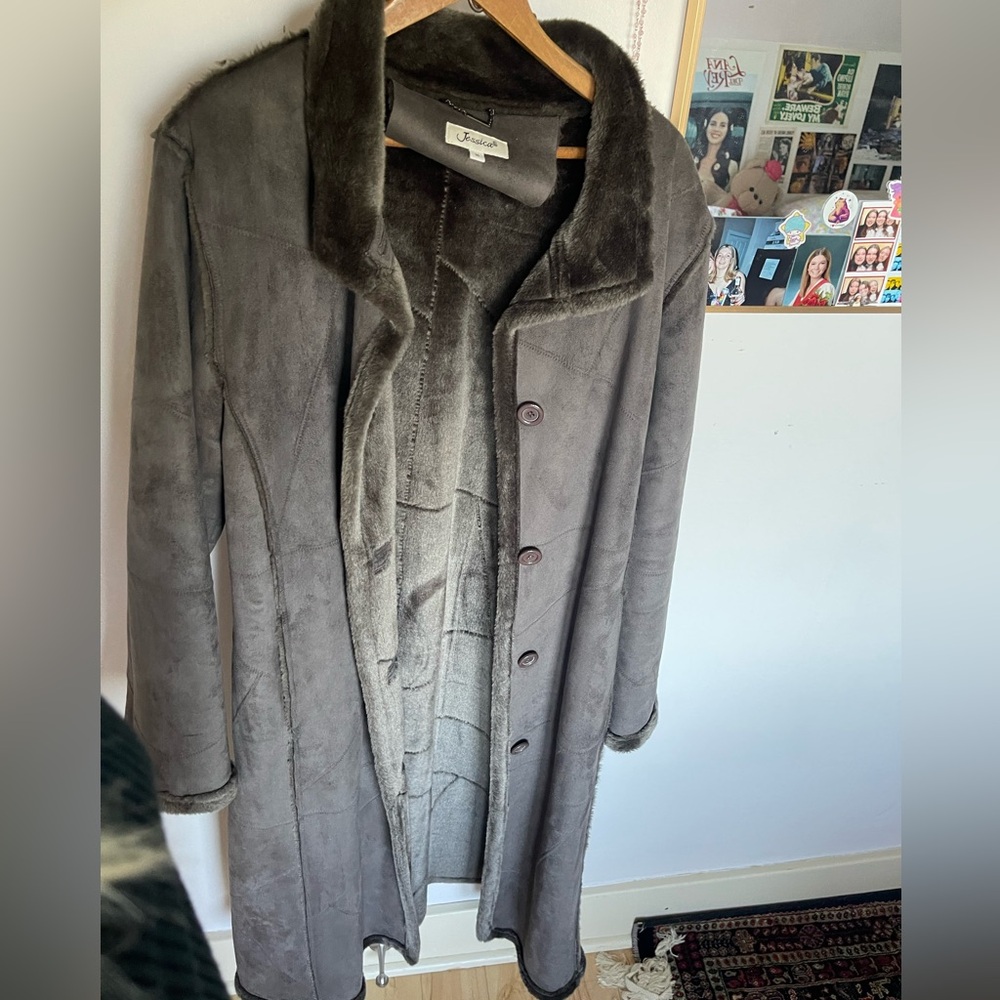 Jessica Y2K long fur jacket